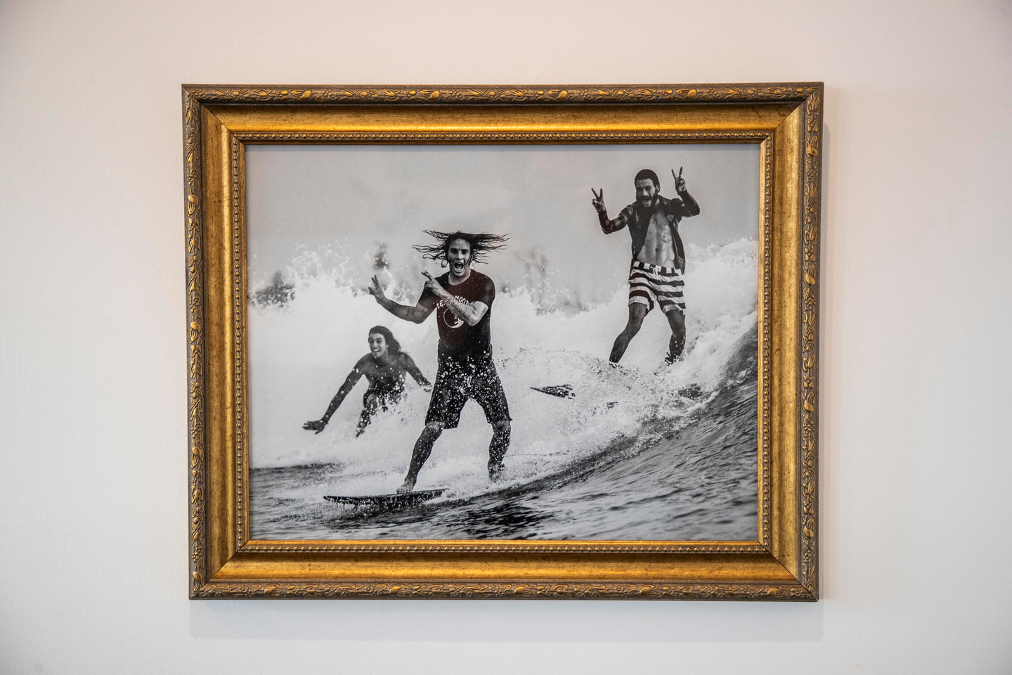 SURF PALS // OZZY WRIGHT - CRAIG ANDERSON - DION AGIUS // THIS FRAME CONTAINS GLASS