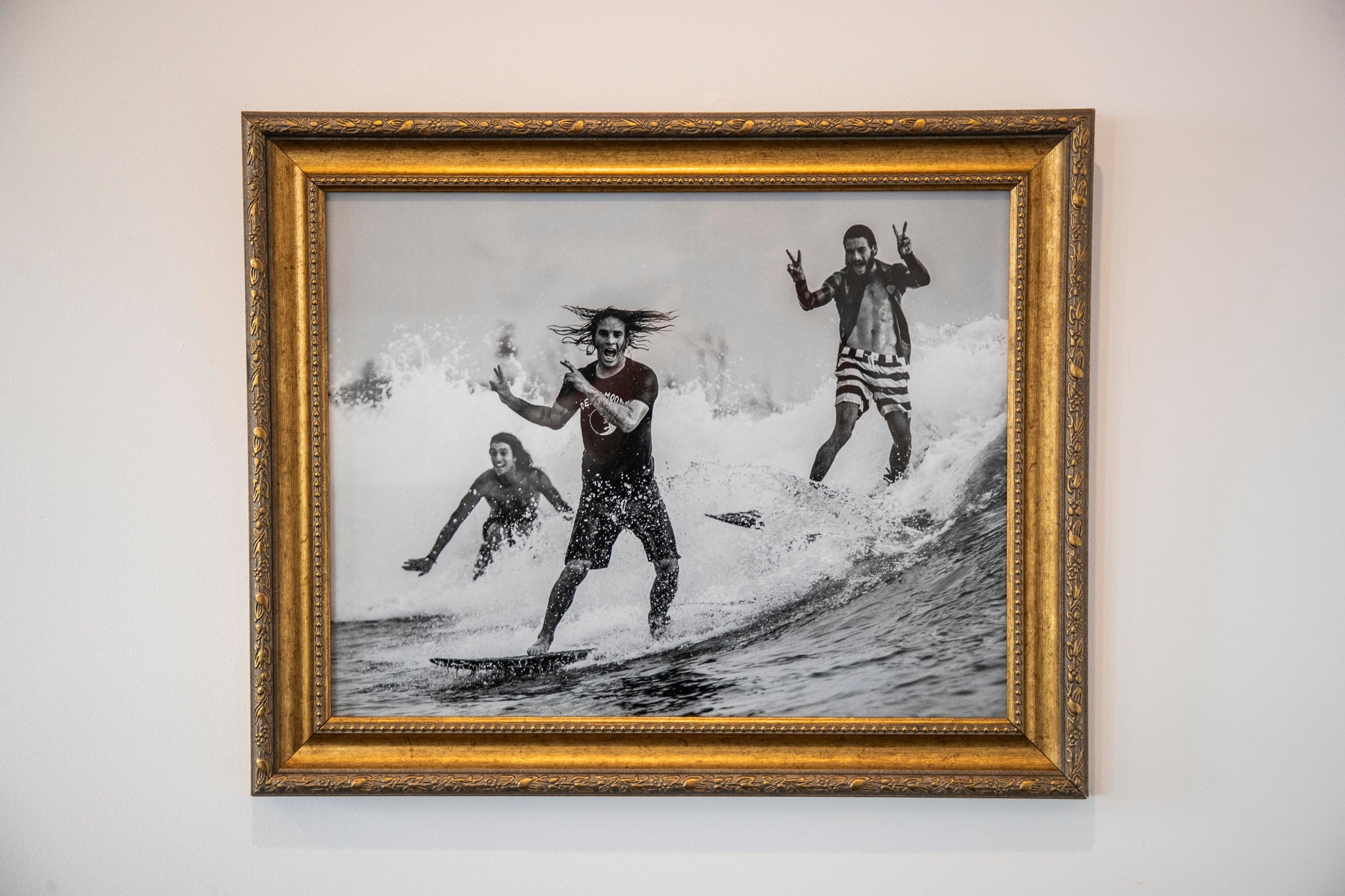 SURF PALS // OZZY WRIGHT - CRAIG ANDERSON - DION AGIUS // THIS FRAME CONTAINS GLASS