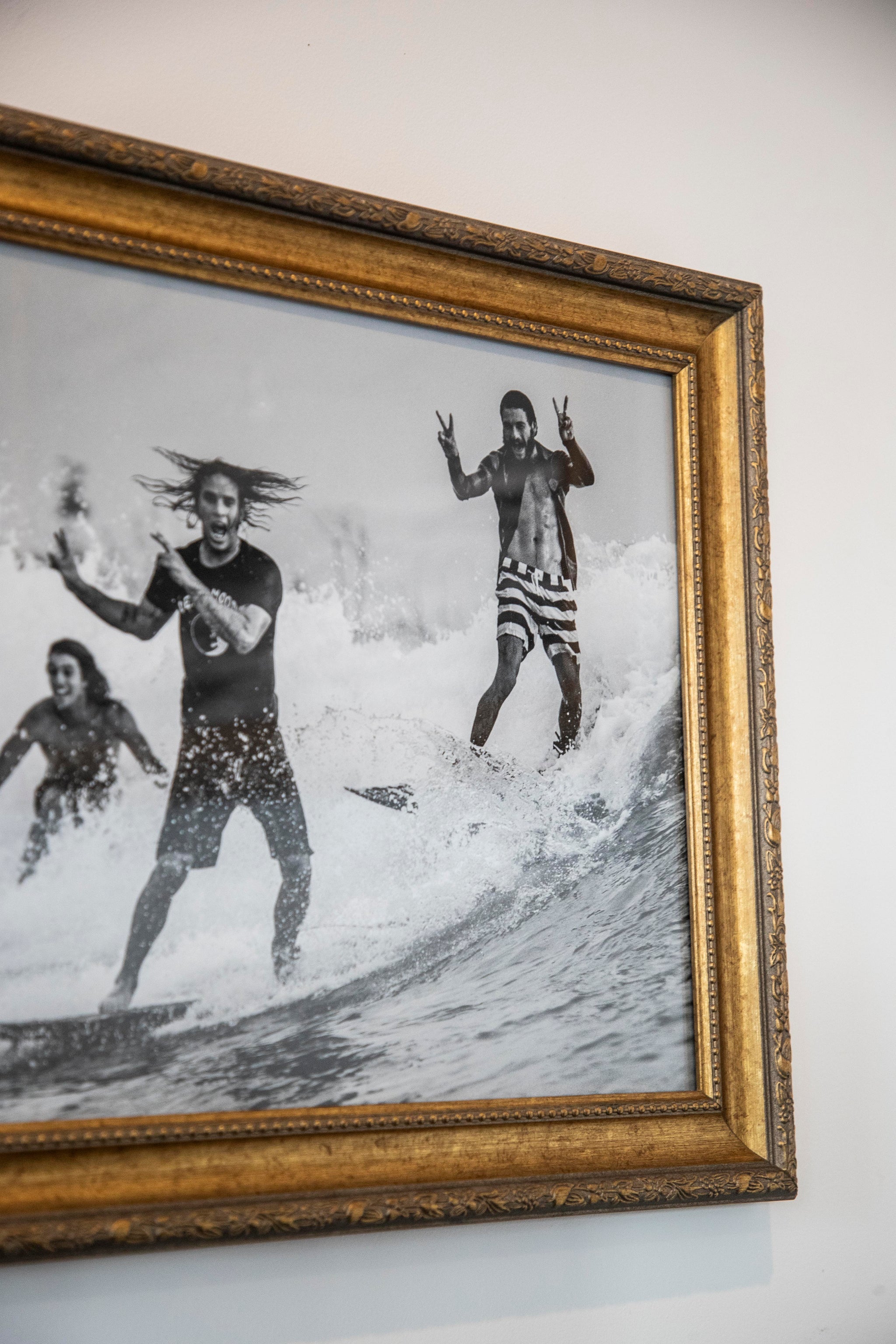 SURF PALS // OZZY WRIGHT - CRAIG ANDERSON - DION AGIUS // THIS FRAME CONTAINS GLASS