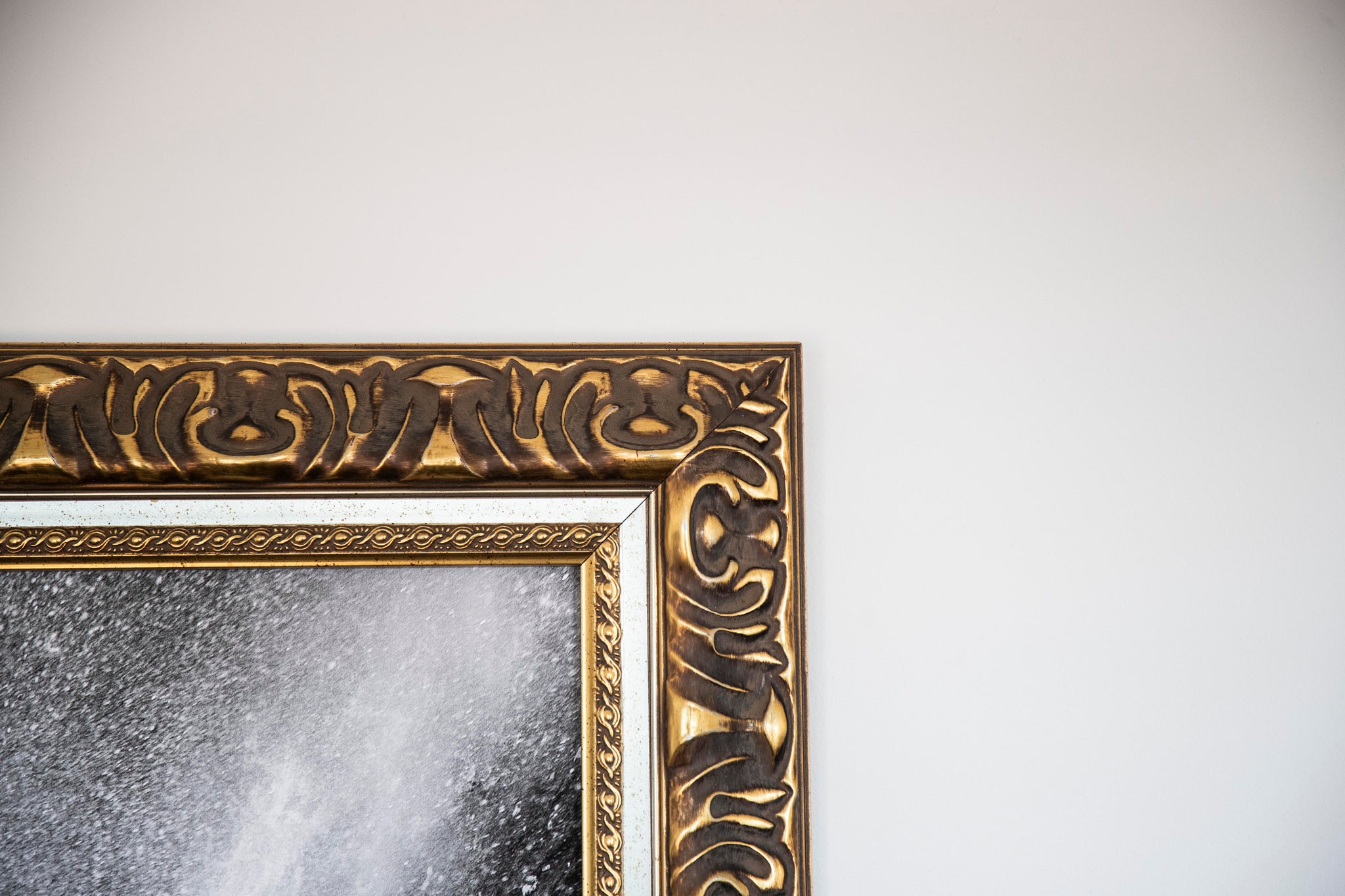 FAINTEST STARS // CHIPPA WILSON // FRAMED CANVAS // SIZE = 118cm x 76cm